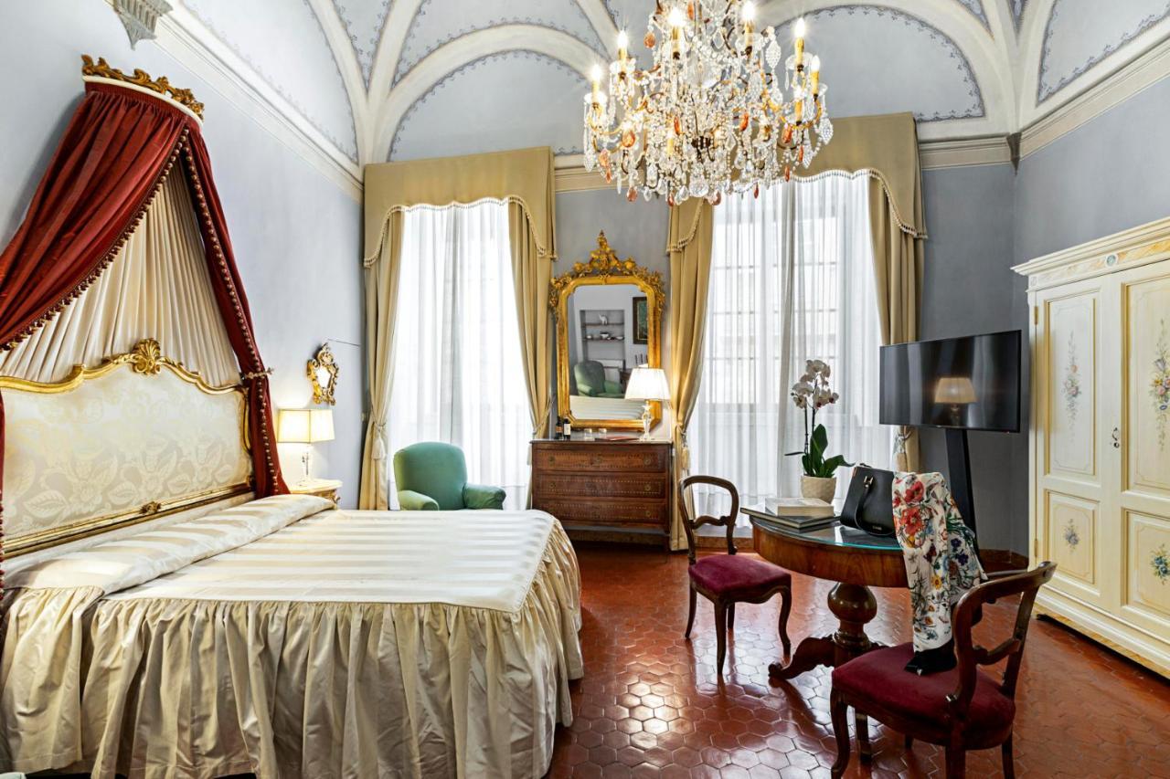 Residenza D'Epoca Palazzo Borghesi Bed & Breakfast Сиена Екстериор снимка